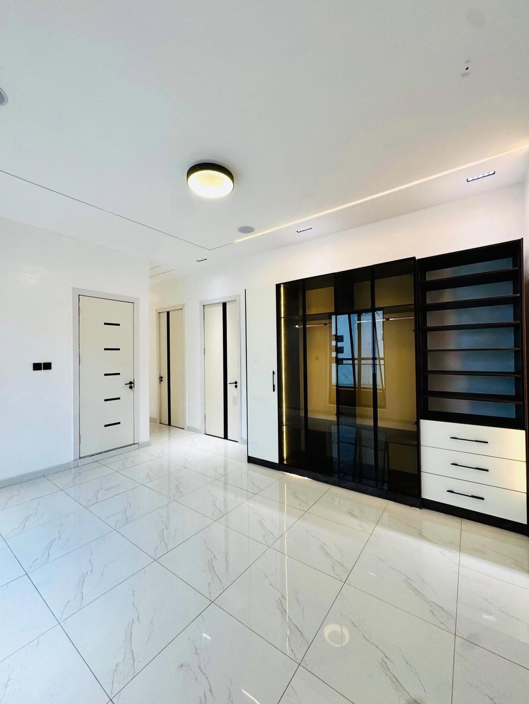 Spacious 4-Bedroom Terrace Duplex with BQ in Osapa London