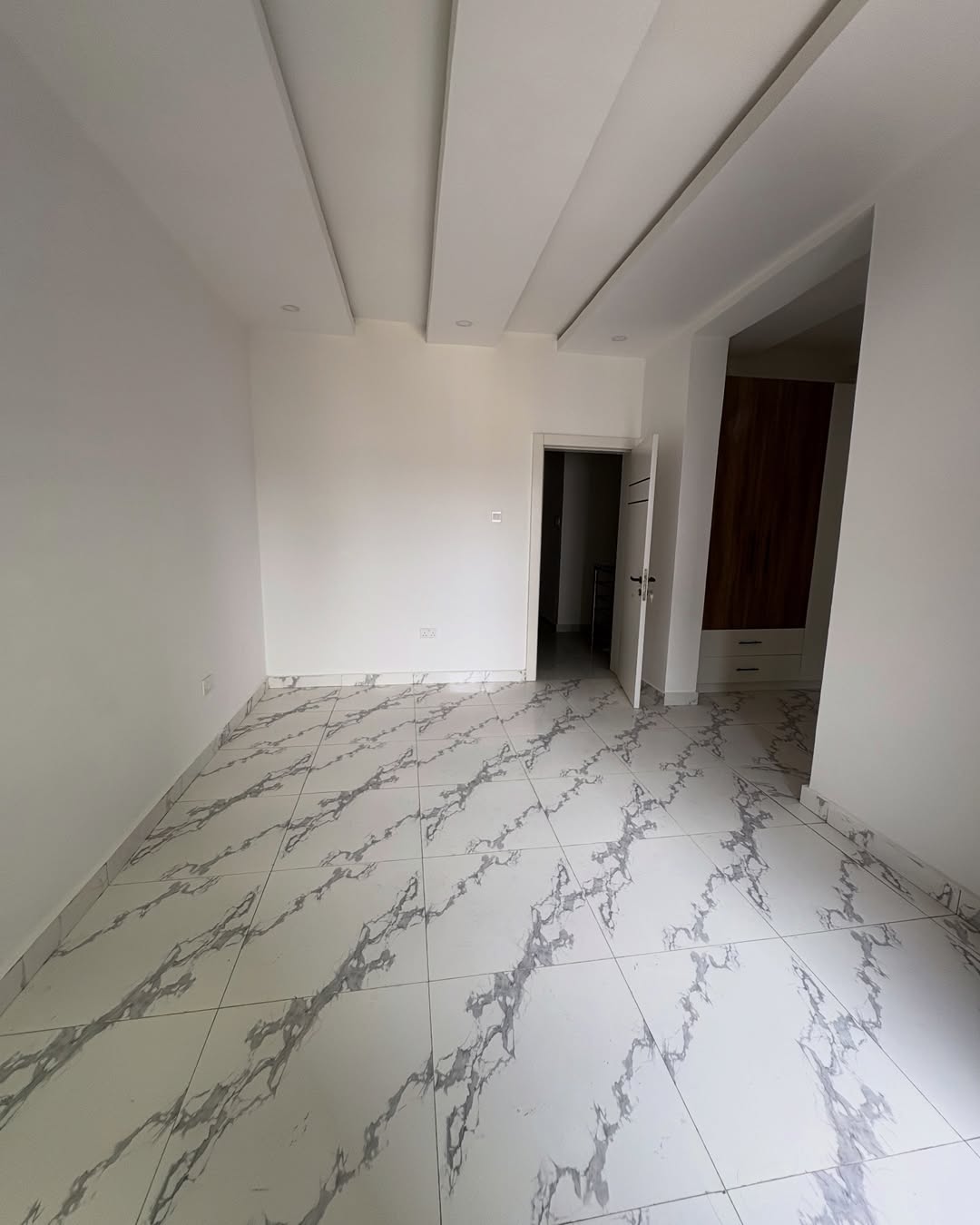 Stunning 4-Bed Terrace Duplex in Gated Ikate Estate