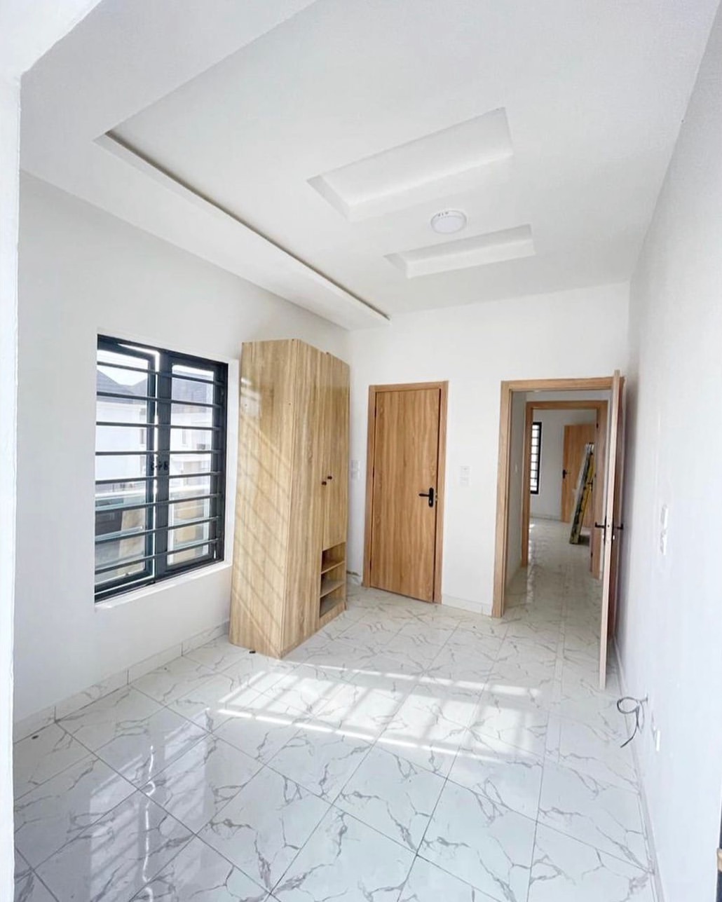 Distress Sale: Prime VGC 2-Bed Gem!