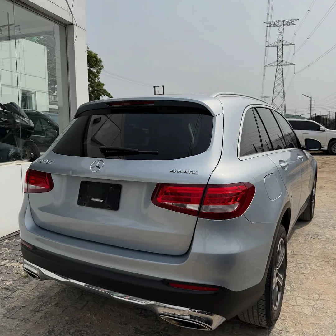 Luxury SUV Deal: 2016 Mercedes GLC300
