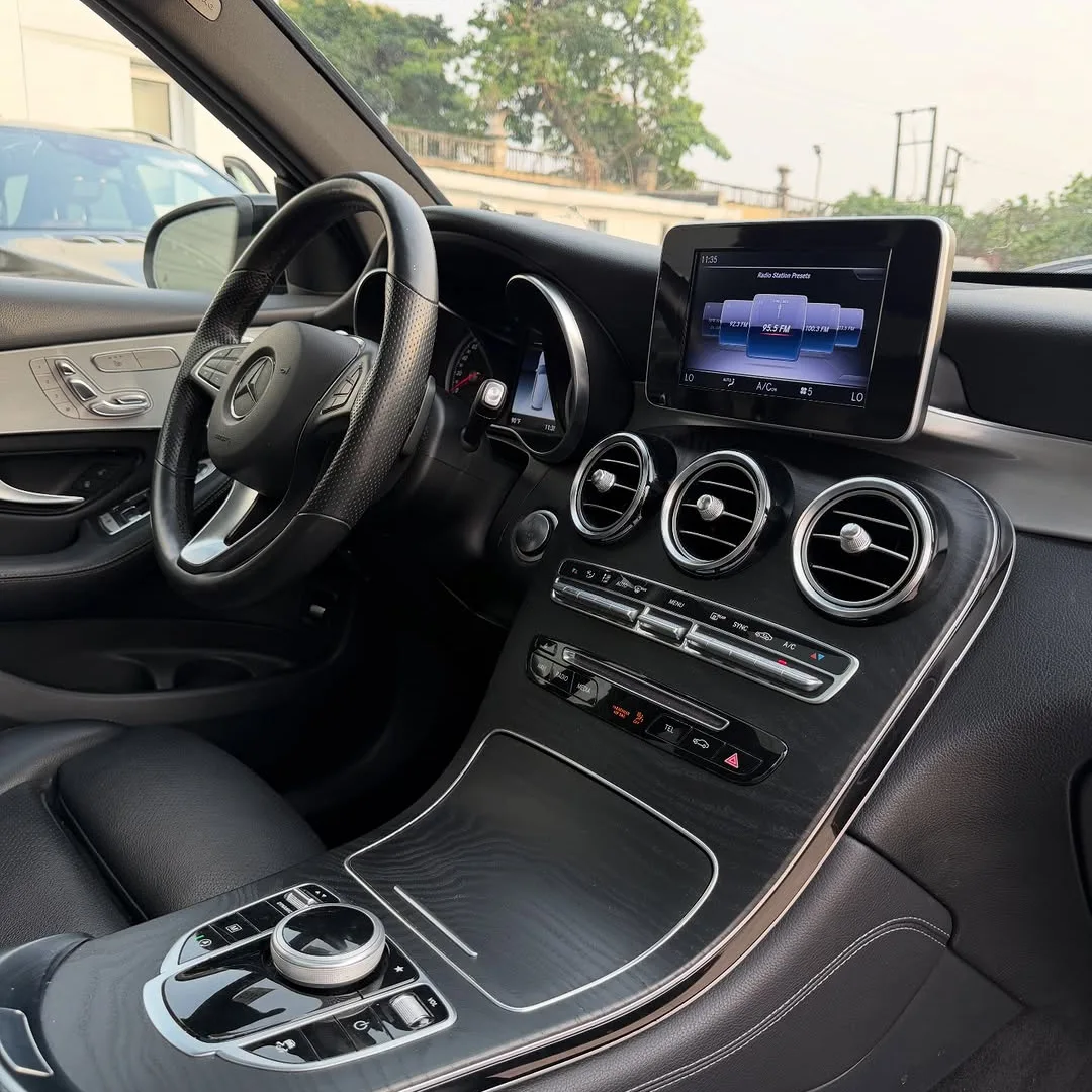 Luxury SUV Deal: 2018 Mercedes GLC300