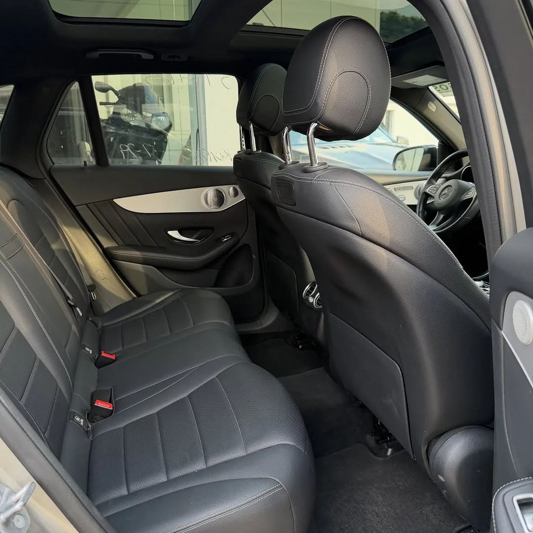 Luxury SUV Deal: 2018 Mercedes GLC300