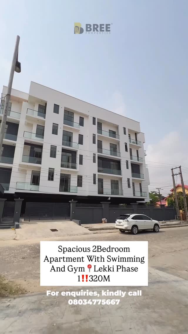 Lekki’s Premier 2-Bedroom Apartment with Pool & Gym
