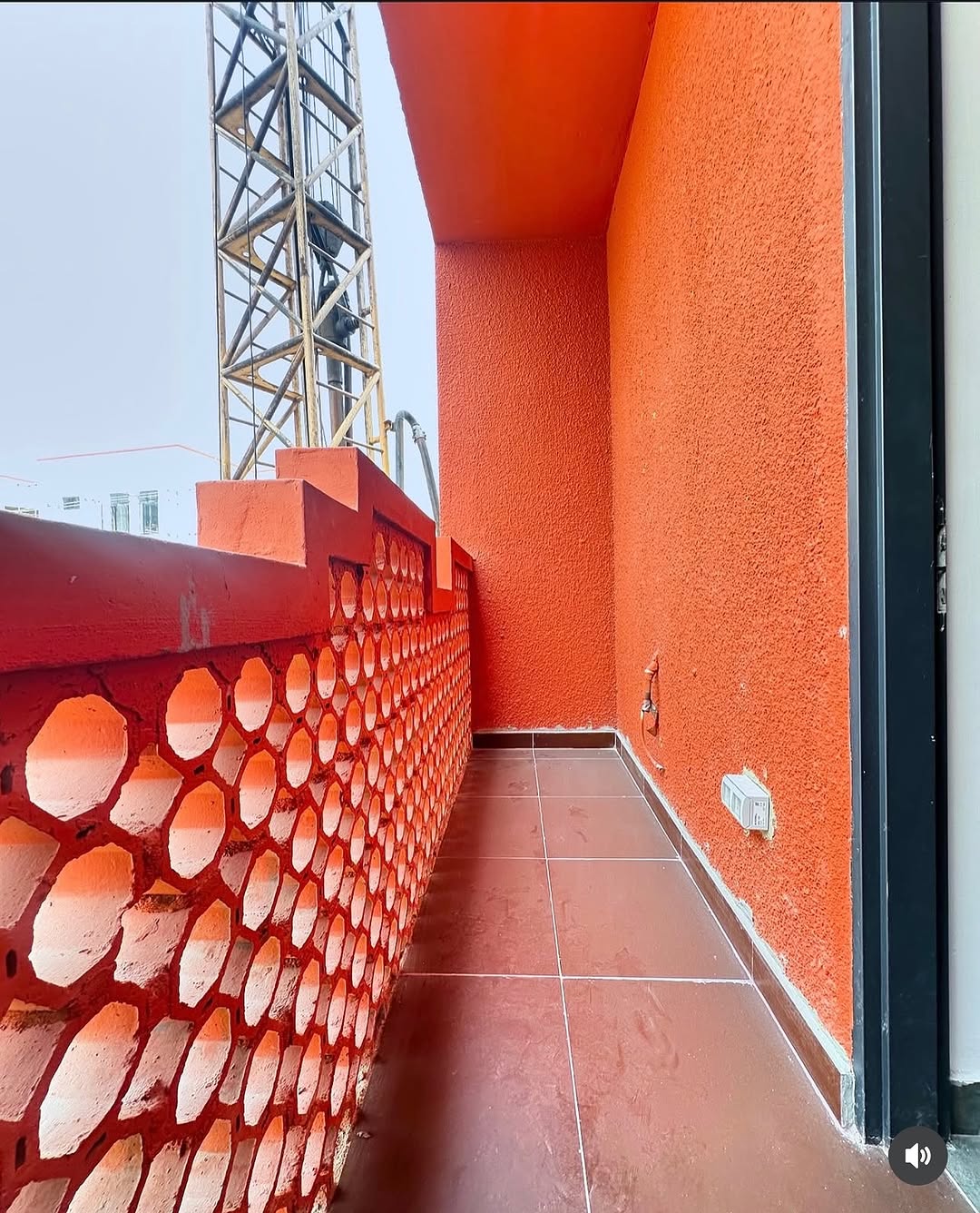 Lekki Phase 1 Gem: 3-Bedroom with Rooftop Terrace