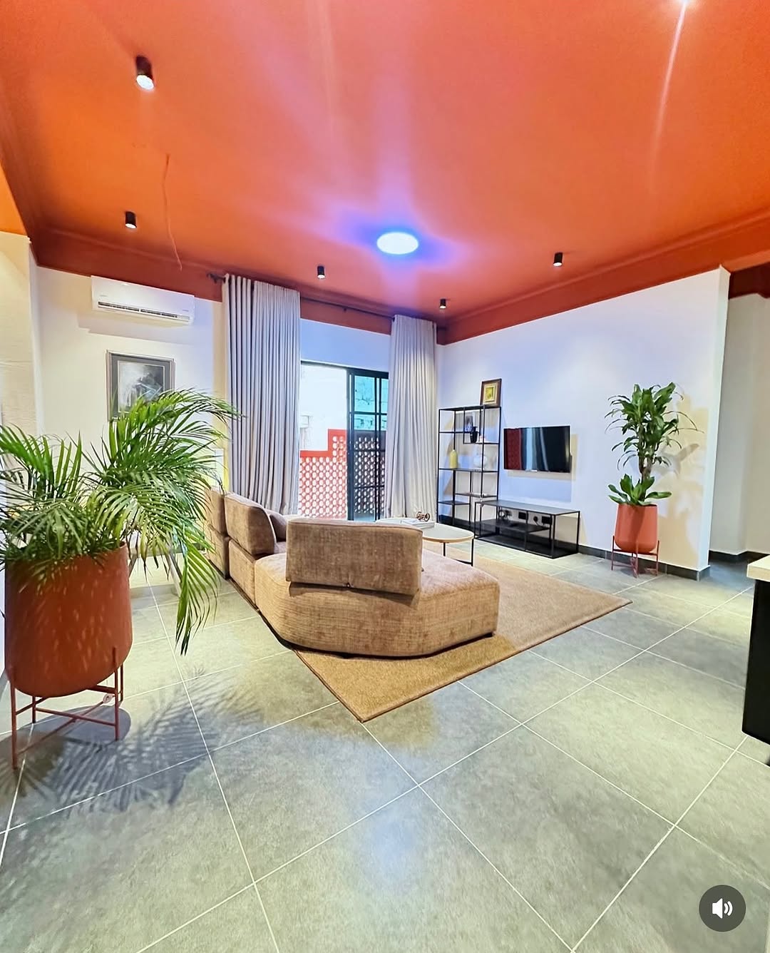 Lekki Phase 1 Gem: 3-Bedroom with Rooftop Terrace