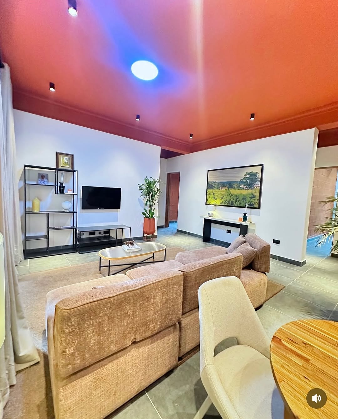 Lekki Phase 1 Gem: 3-Bedroom with Rooftop Terrace