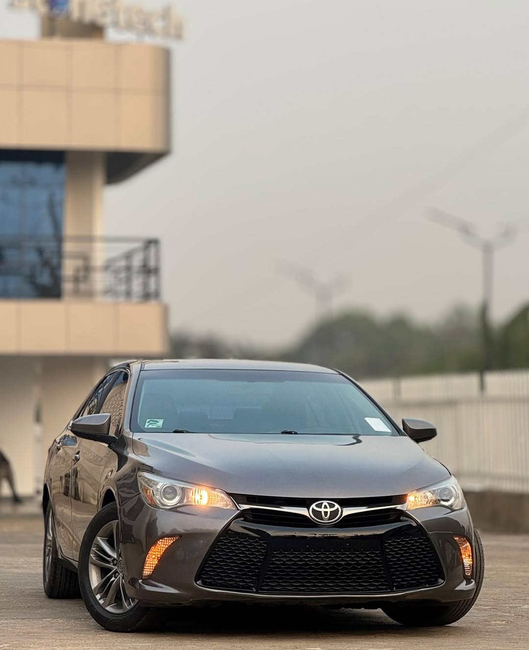 2016 Toyota Camry SE: Pristine & Duty-Paid in Kaduna