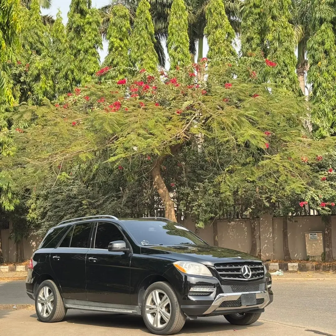 Flawless 2015 Mercedes ML 350: Stress-Free Luxury