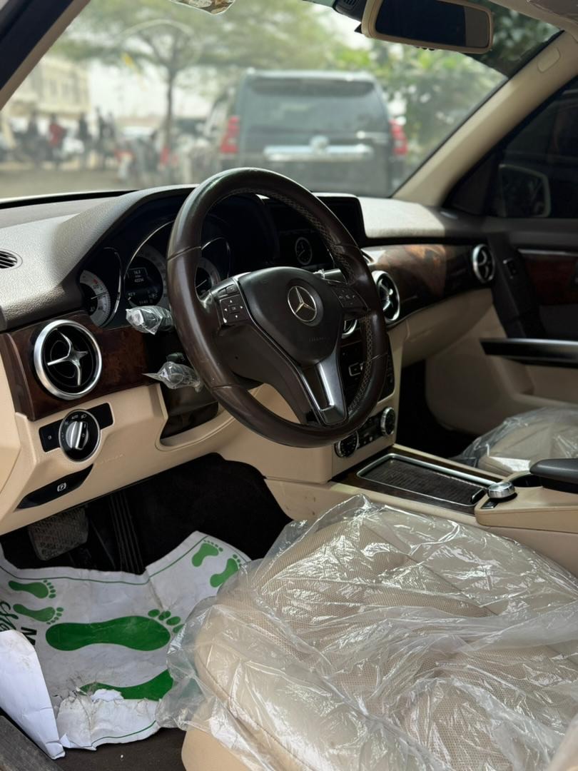 Luxury Loaded 2014 Mercedes GLK350 | Abuja