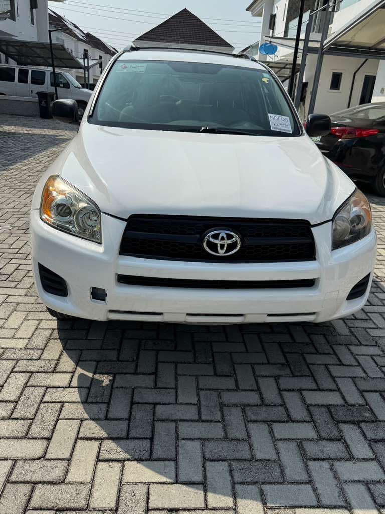 2012 Toyota RAV4: Unbeatable Reliability & Value