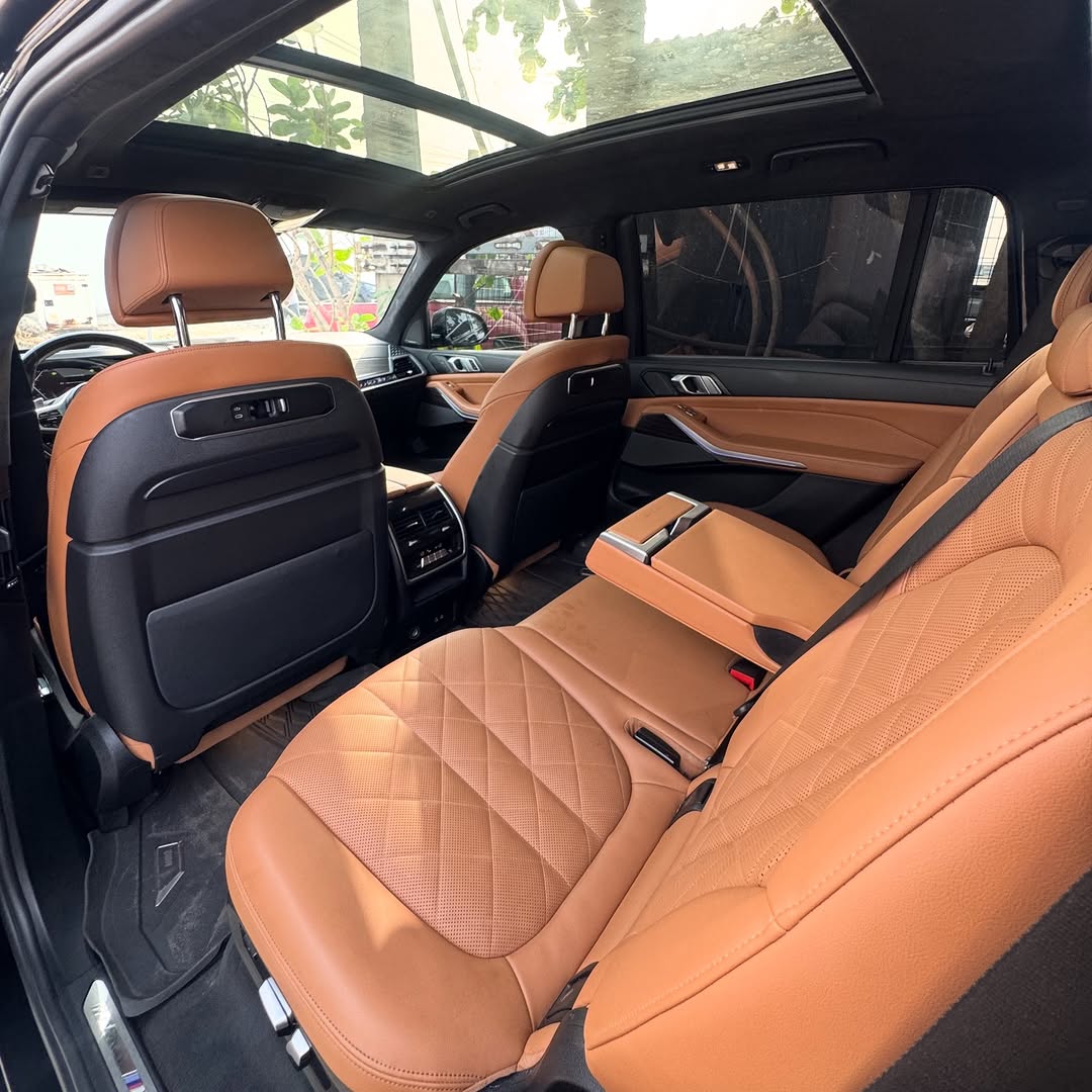 Command The Road: 2024 BMW X7 M50i V8