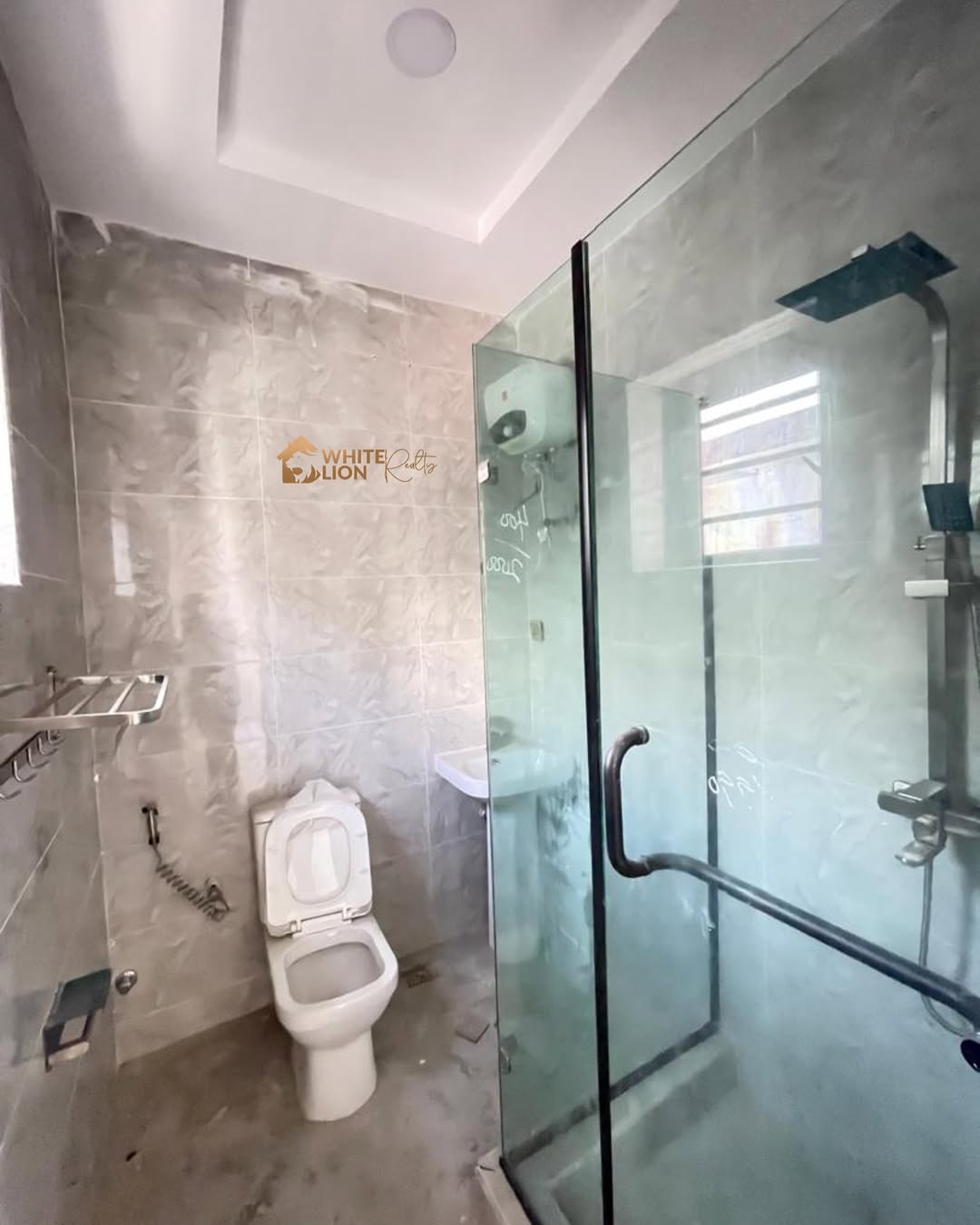 Elevator-Equipped 2-Bedroom Gem in Ikate, Lekki