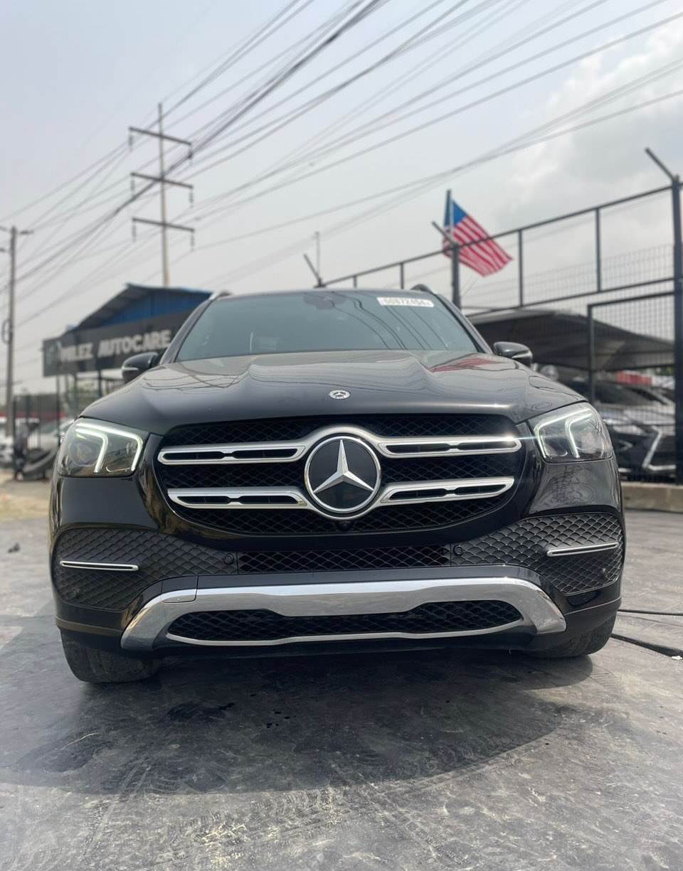 Luxury Redefined: 2022 Mercedes GLE350 4MATIC