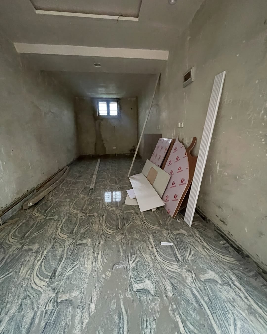 Prime Lekki Office Space: Brand New & Fully Equipped