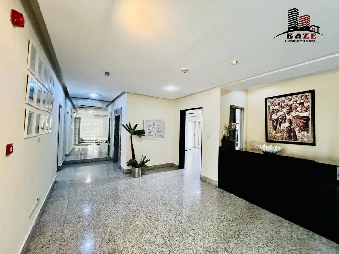 Lekki Luxury: 3BR with Pool, Gym & Office Space