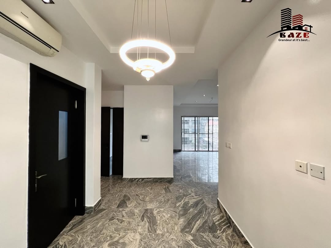 Lekki Luxury: 3BR with Pool, Gym & Office Space