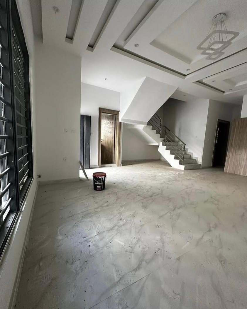 Modern 4-Bed Duplex with Luxury Finishes in Ajah