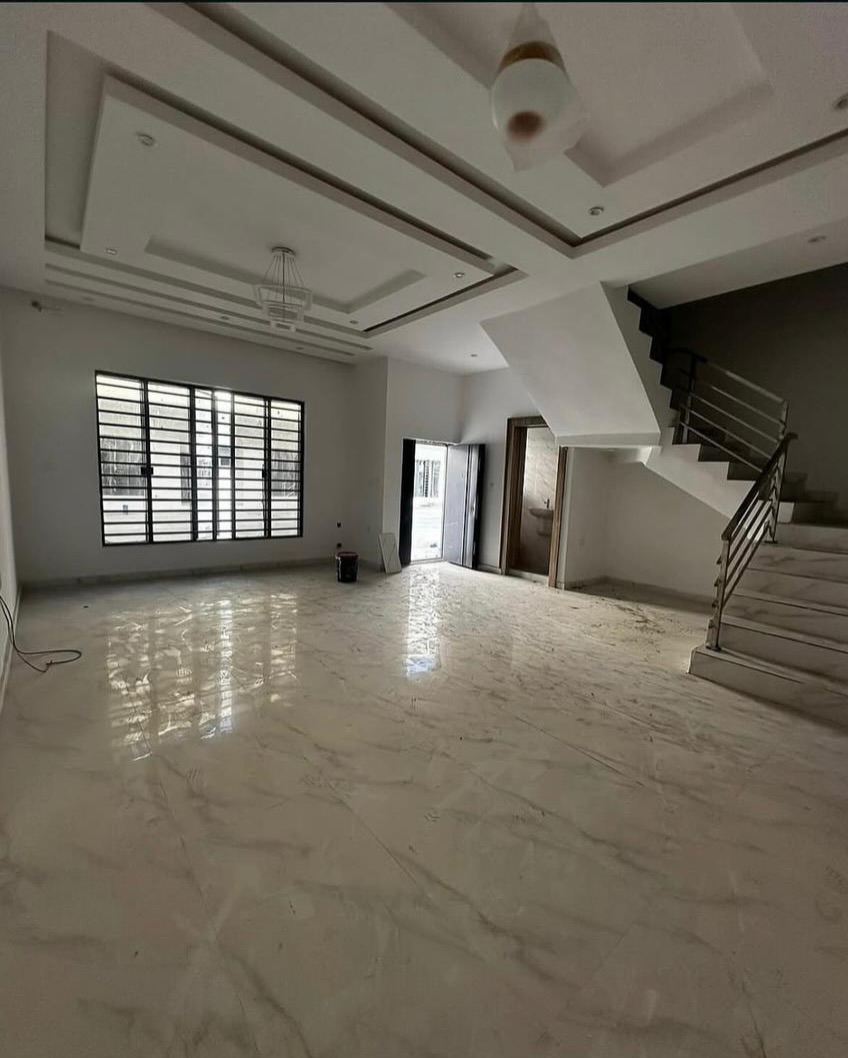 Modern 4-Bed Duplex with Luxury Finishes in Ajah