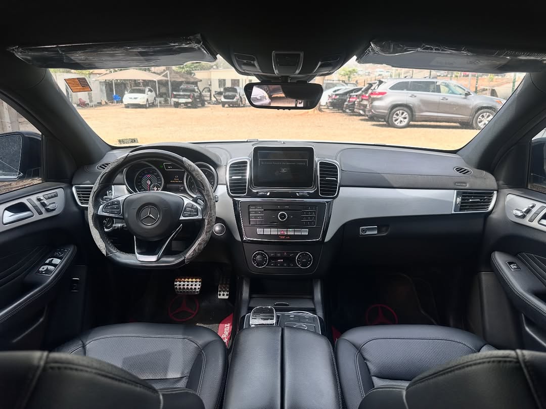 Luxury GLC Coupe: Fully Loaded & Pristine