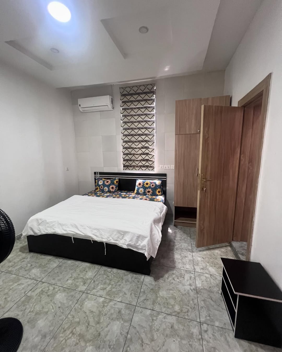 Lekki Penthouse: 2-Bed Sanctuary with Panoramic Views