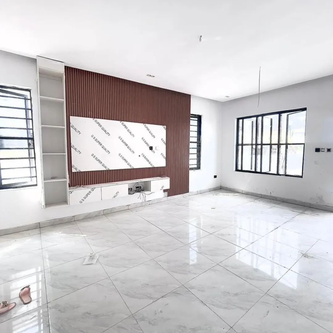 Chevron’s Smart 4-Bed Duplex with BQ & Luxury Finishes