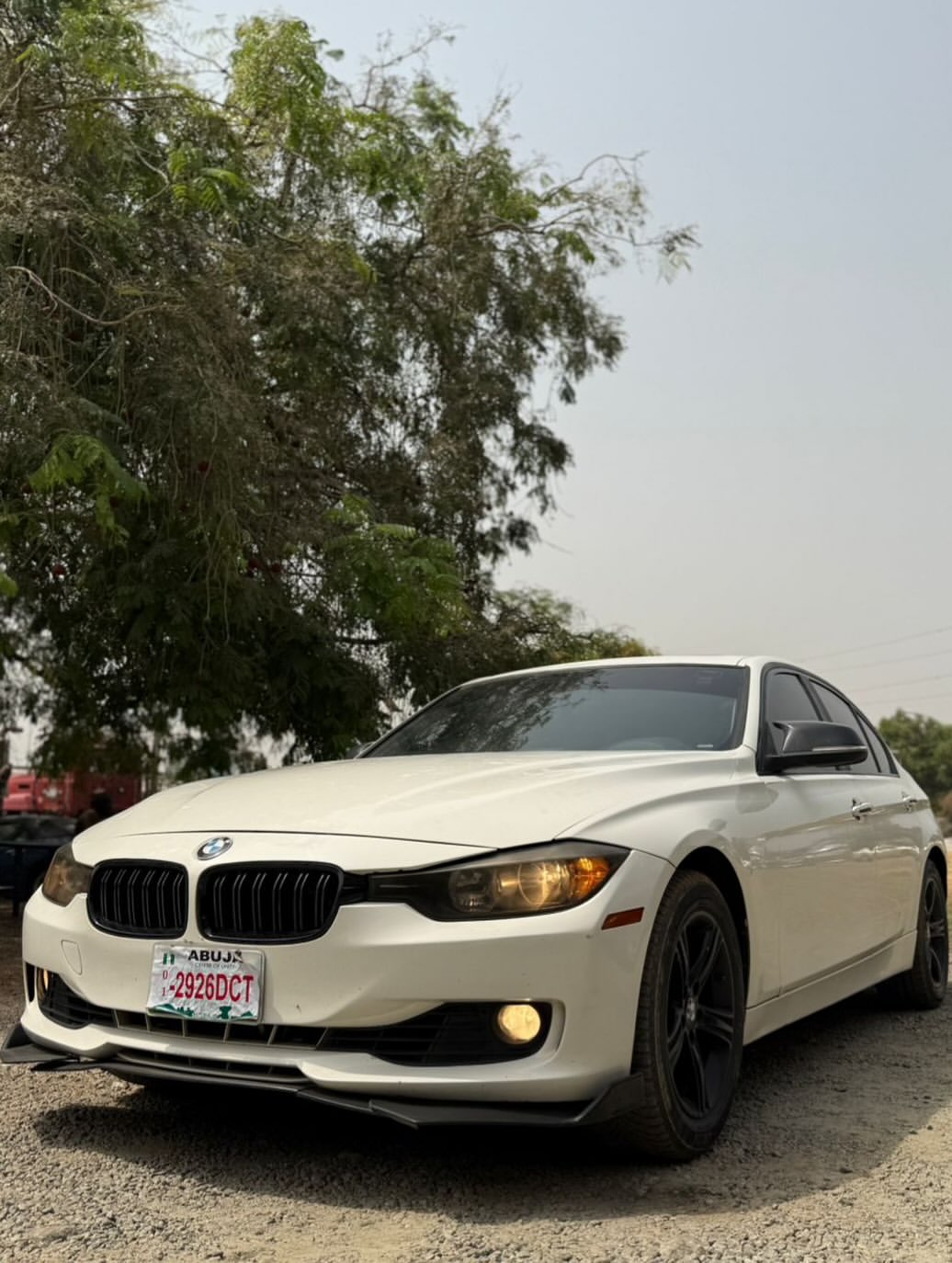2013 BMW 320i: Keyless Luxury & Full Docs for 10.25M