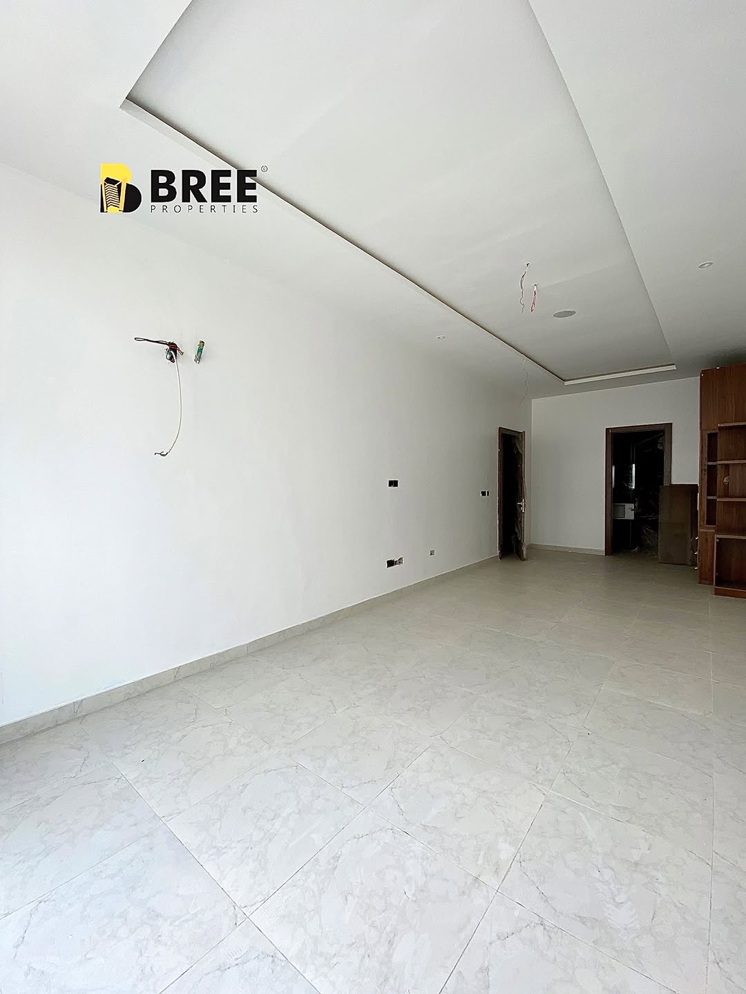 Lekki’s Ultimate 2-Bedroom Oasis with Pool & Gym