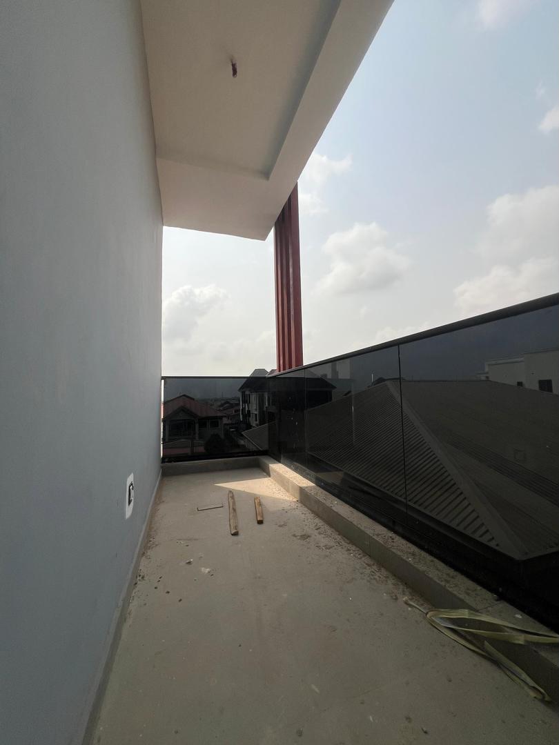 Magodo’s Finest: 4-Bedroom Haven with BQ & Prime Access