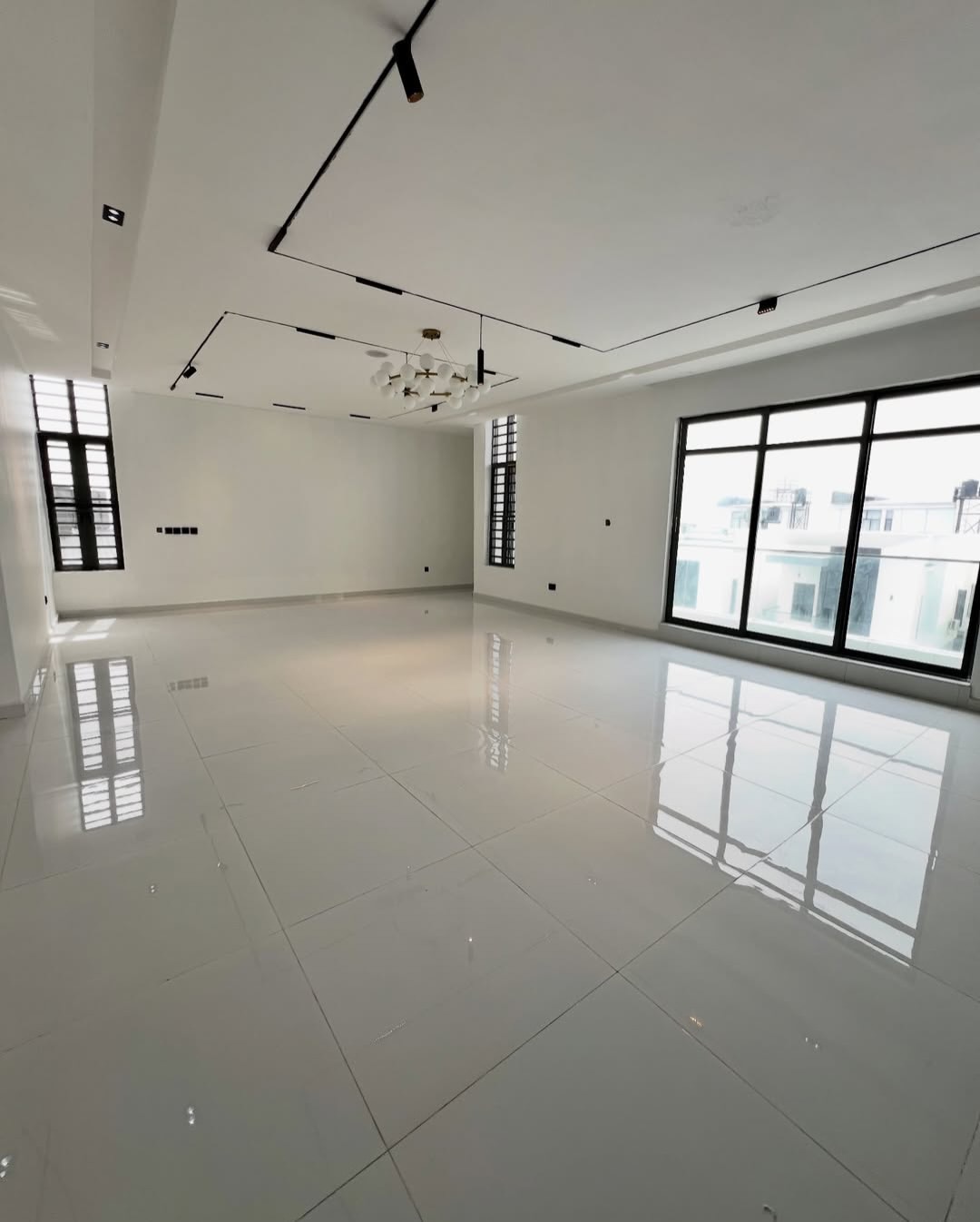 5-Bed Smart Estate Duplex in Chevron | Secure Luxury