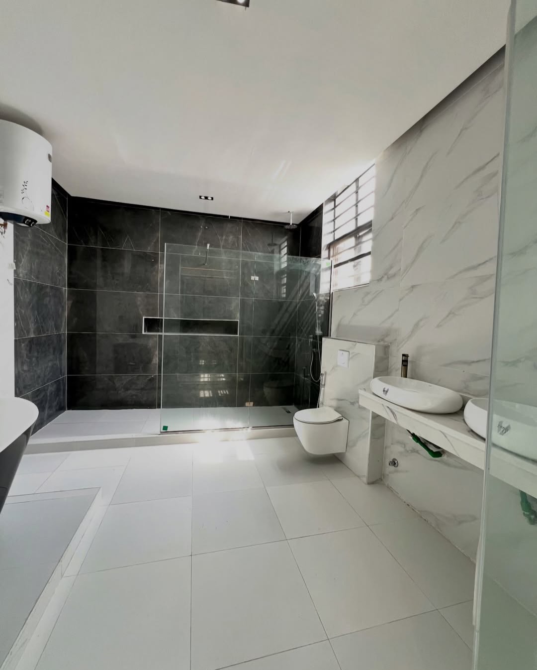 5-Bed Smart Estate Duplex in Chevron | Secure Luxury