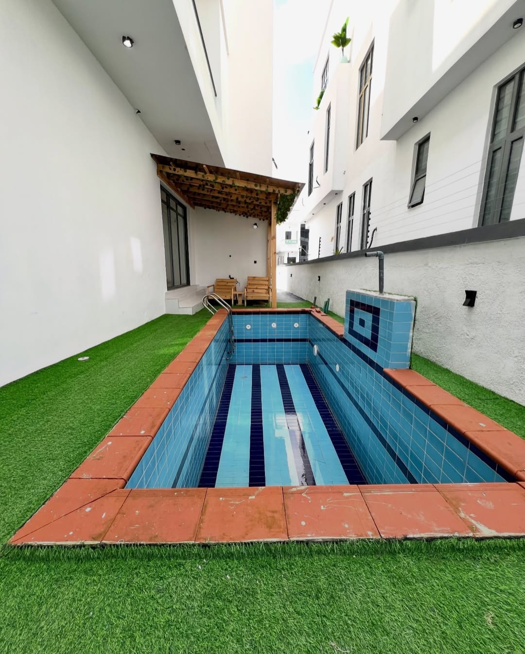 5-Bed Smart Estate Duplex in Chevron | Secure Luxury