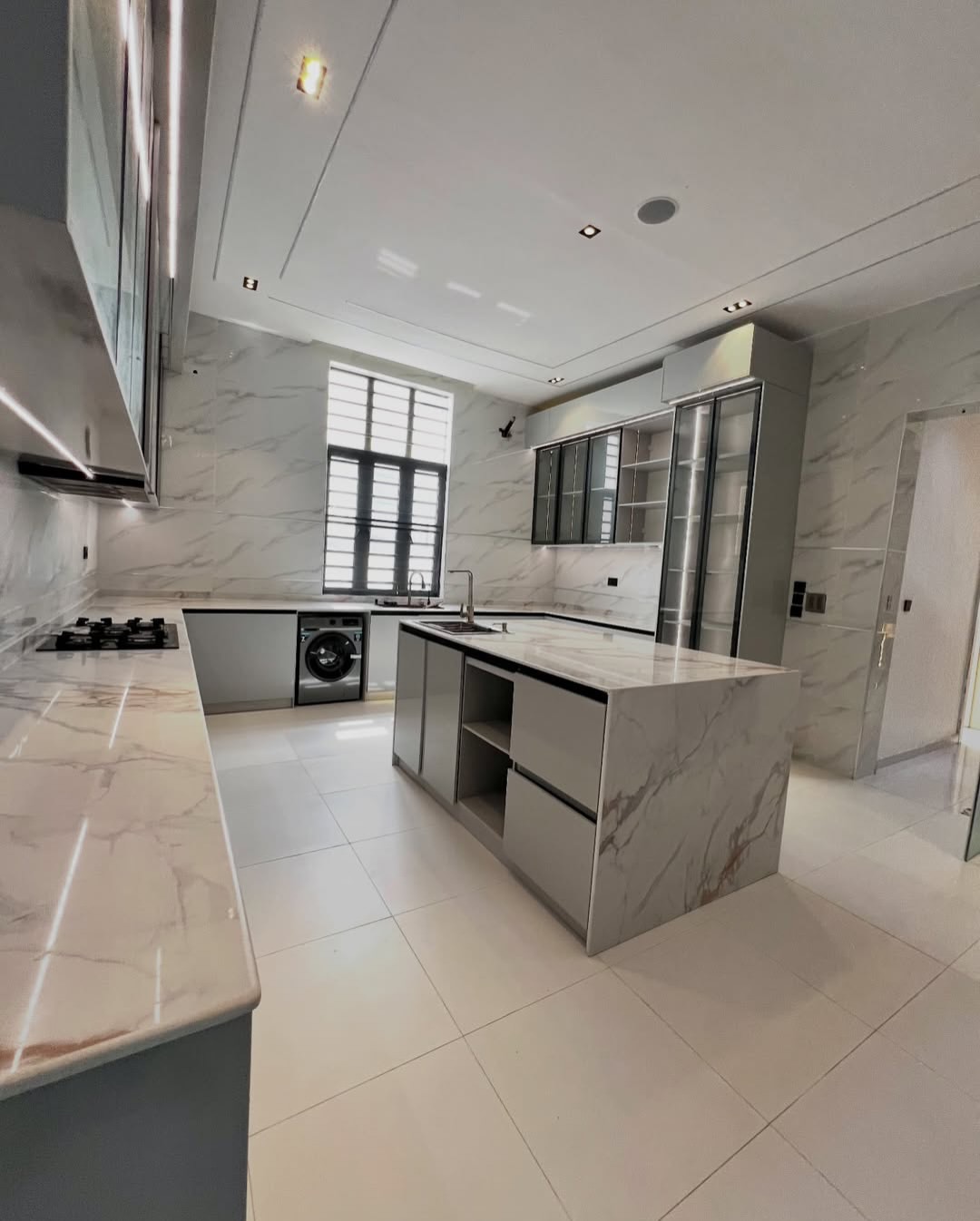 5-Bed Smart Estate Duplex in Chevron | Secure Luxury