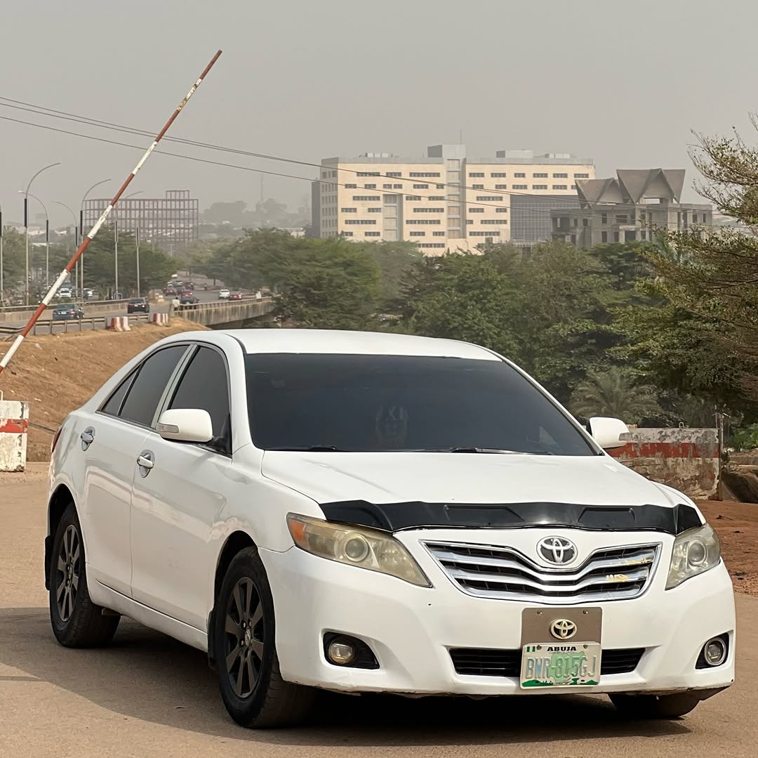 Unbeatable 2008 Camry: Pristine & Priced to Sell