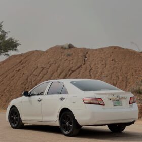 Unbeatable 2008 Camry: Pristine & Priced to Sell