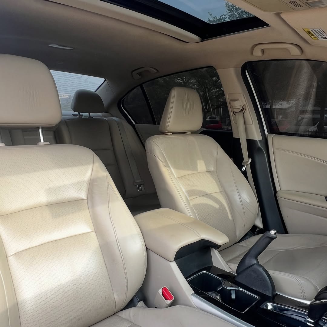 2016 Honda Accord: Unbeatable Value, Impeccably Clean