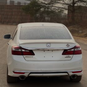 2016 Honda Accord: Unbeatable Value