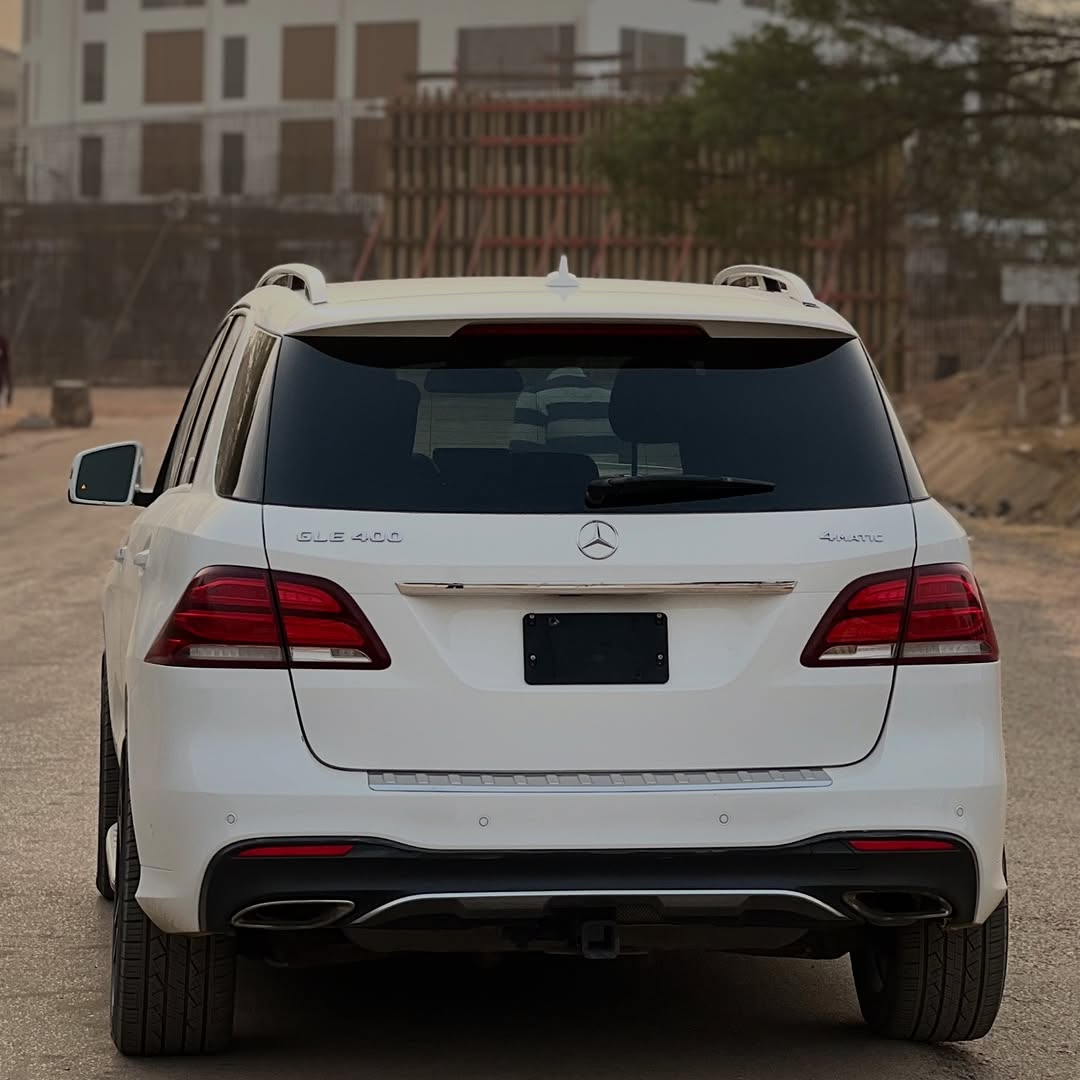 Luxury Redefined: 2018 Mercedes GLE400