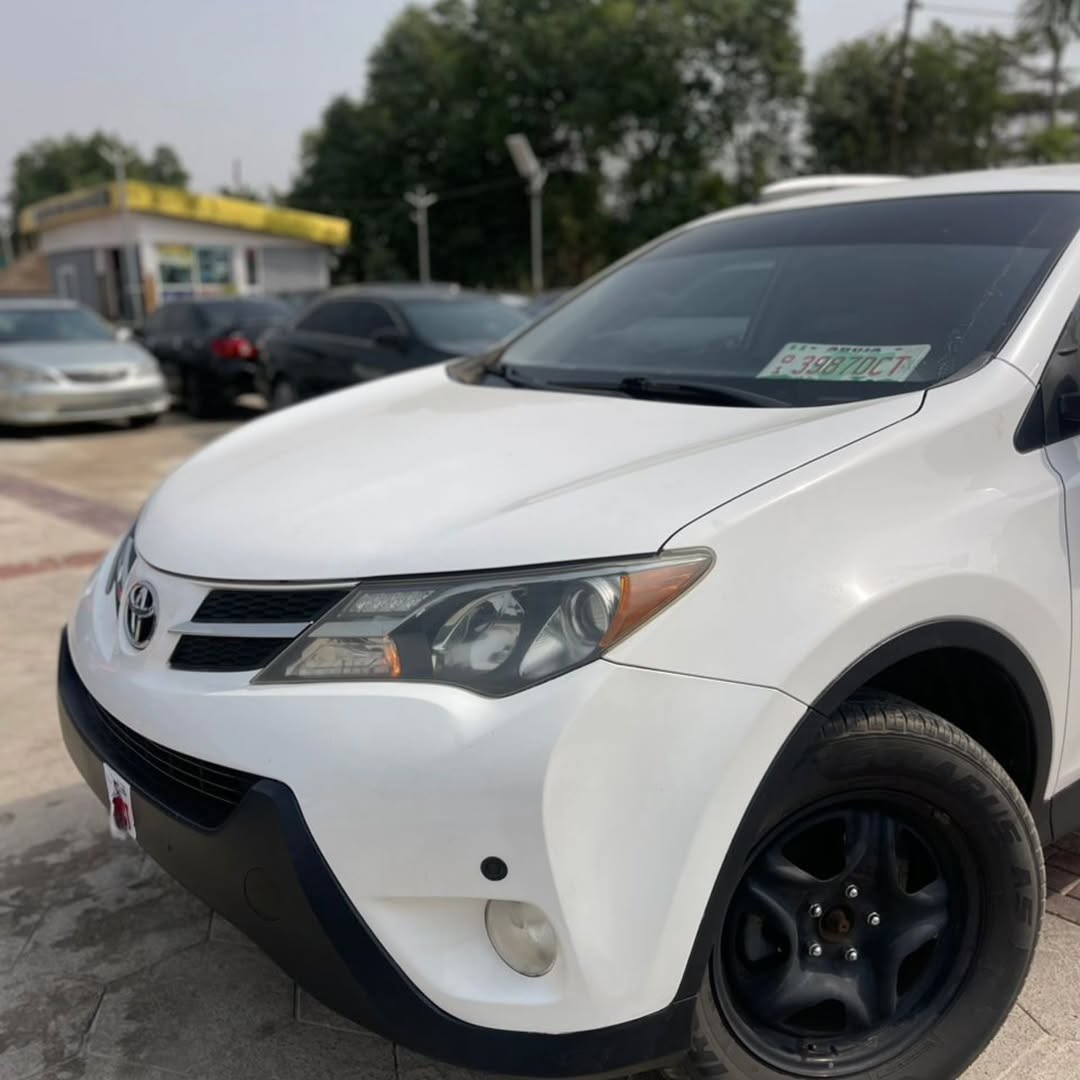 Immaculate 2013 RAV4: Duty Paid & Sunroof