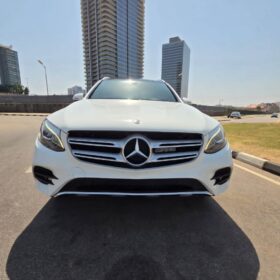 Luxury GLC 300: Flawless & Priced to Sell