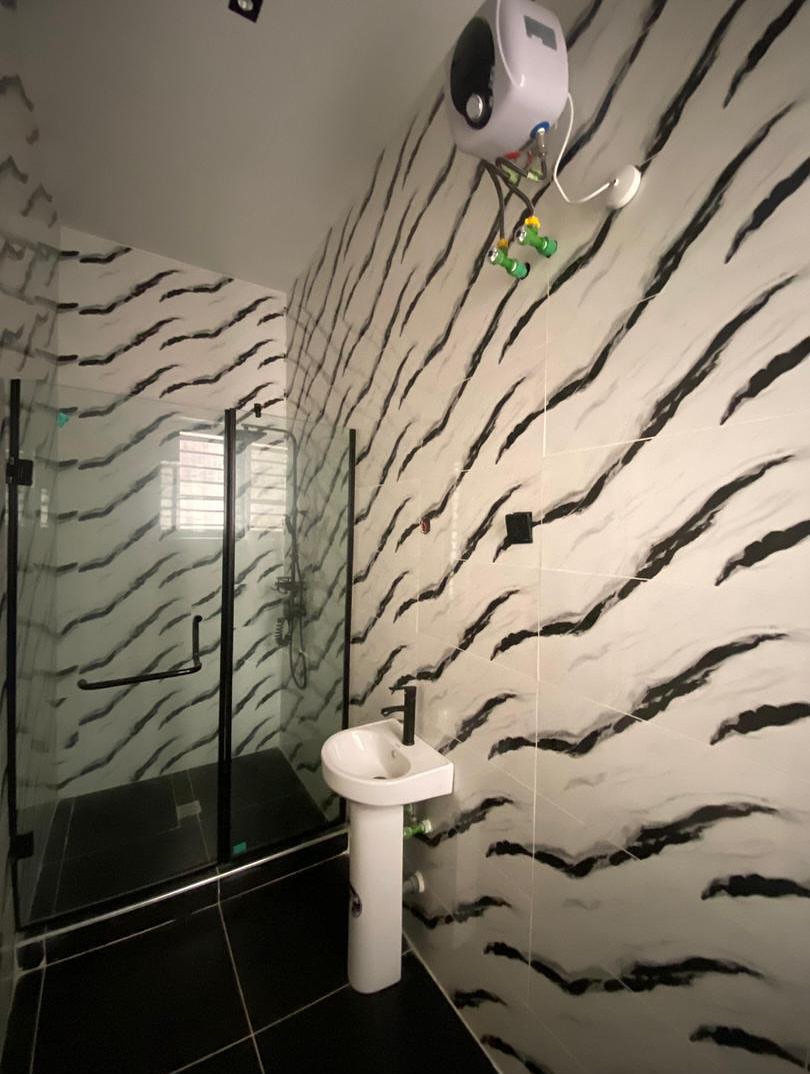 Ultimate 4-Bedroom Duplex with Pool & BQ in Ajah