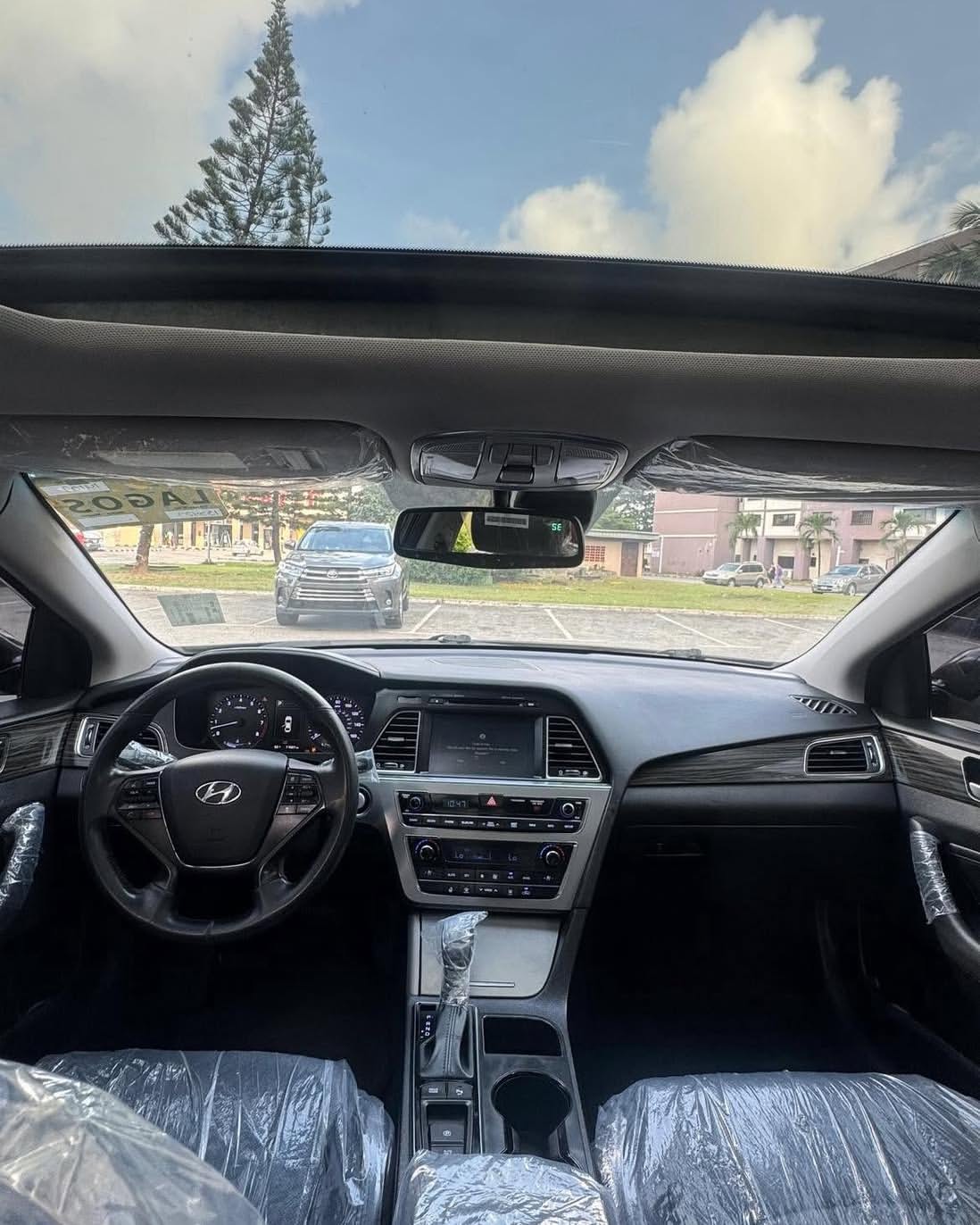 Drive Home a Spotless 2015 Hyundai Sonata Today