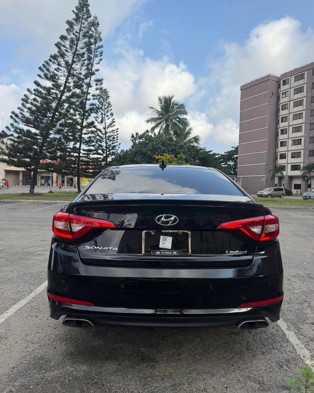 Drive Home a Spotless 2015 Hyundai Sonata Today