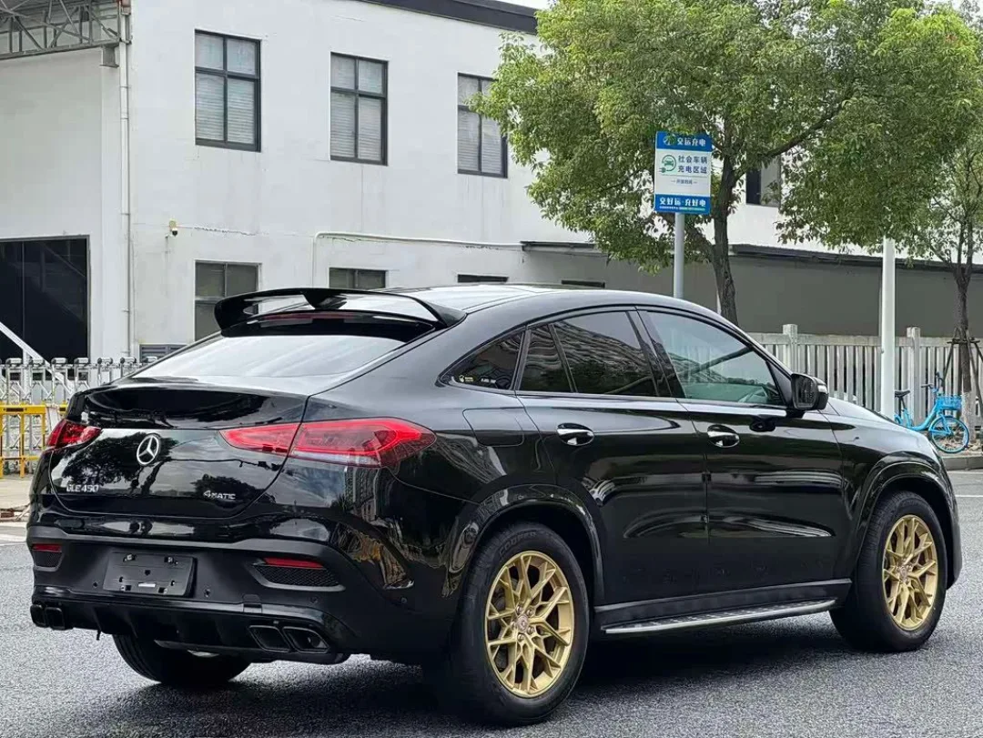 2021 AMG GLE53: Luxury Power, Delivered.