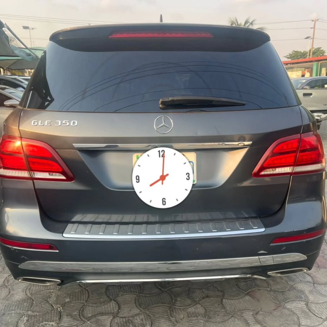 Luxury Loaded 2016 GLE350: Panoramic & Full Options