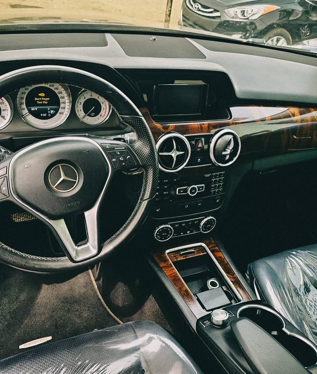 Luxury Drive: 2016 Mercedes GLK350, 26M