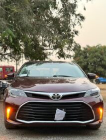 Luxury Avalon: Keyless