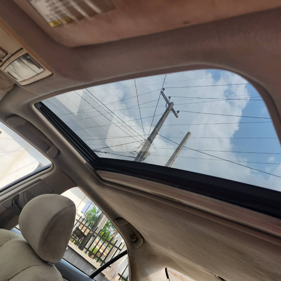 2009 Toyota Camry: Flawless & Fuel-Efficient