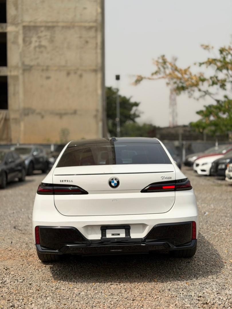 2024 BMW 740i: Near-New Luxury, Just 6k Miles