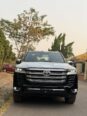 2025 Land Cruiser VXR Twin Turbo: Ultimate Power
