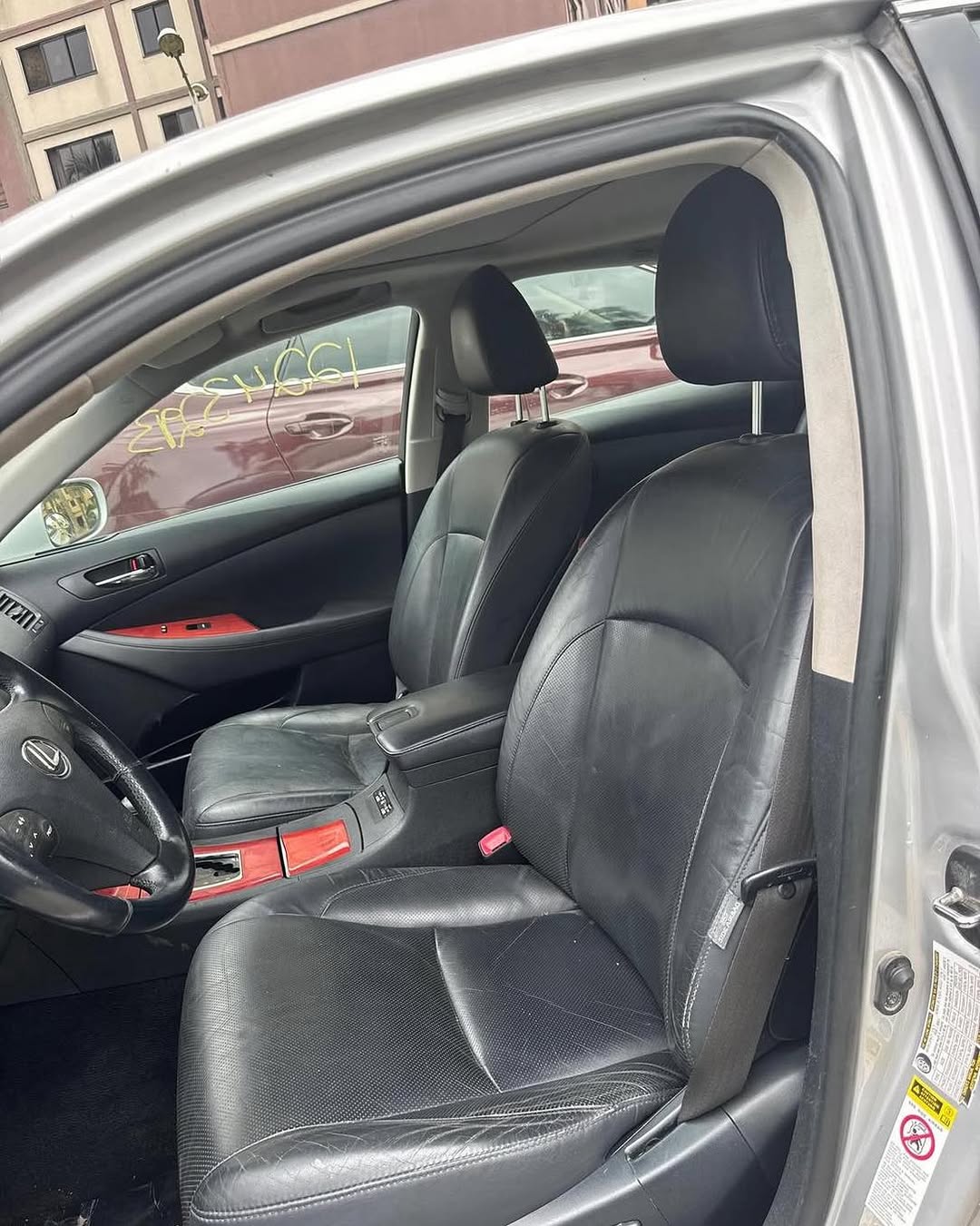 Drive a Flawless Lexus ES350 for 40% Down